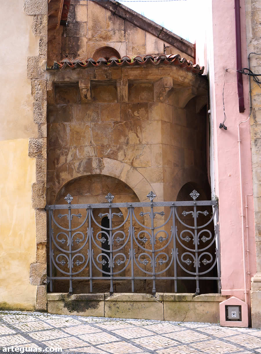 Ábside septentrional