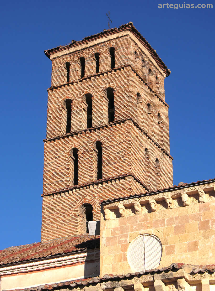 Campanario de la iglesia de San Lorenzo