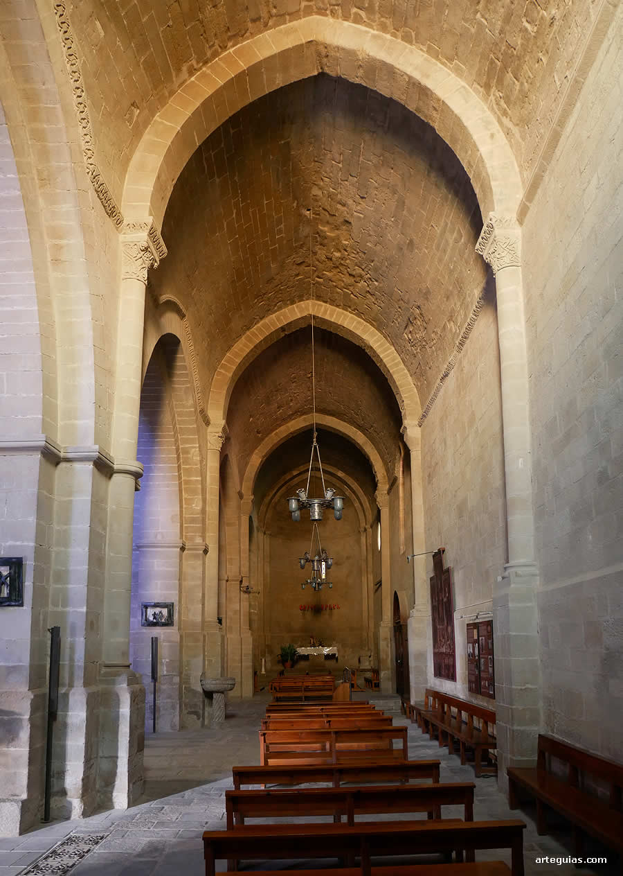 Nave lateral meridional
