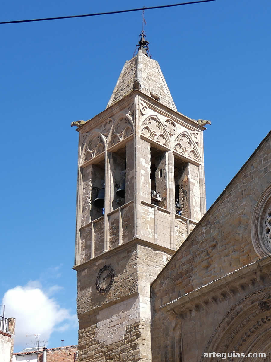 Torre campanario