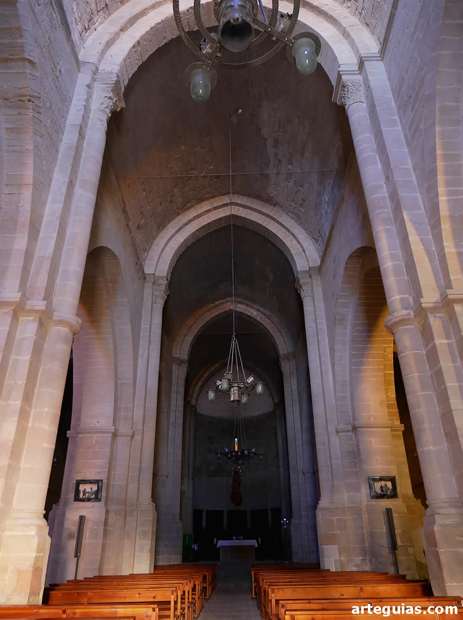 Nave central de la iglesia de Agramunt, Lleida