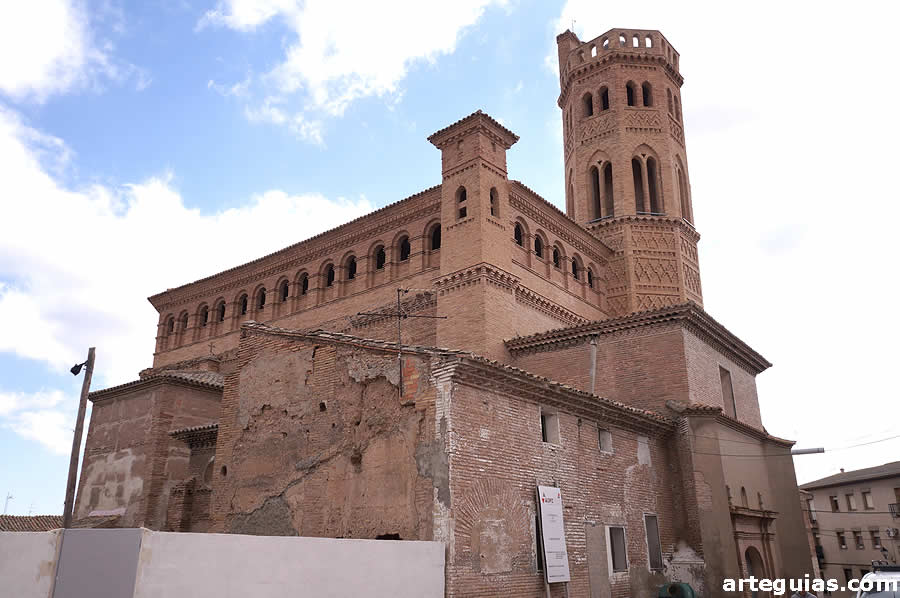 La iglesia desde el noroeste