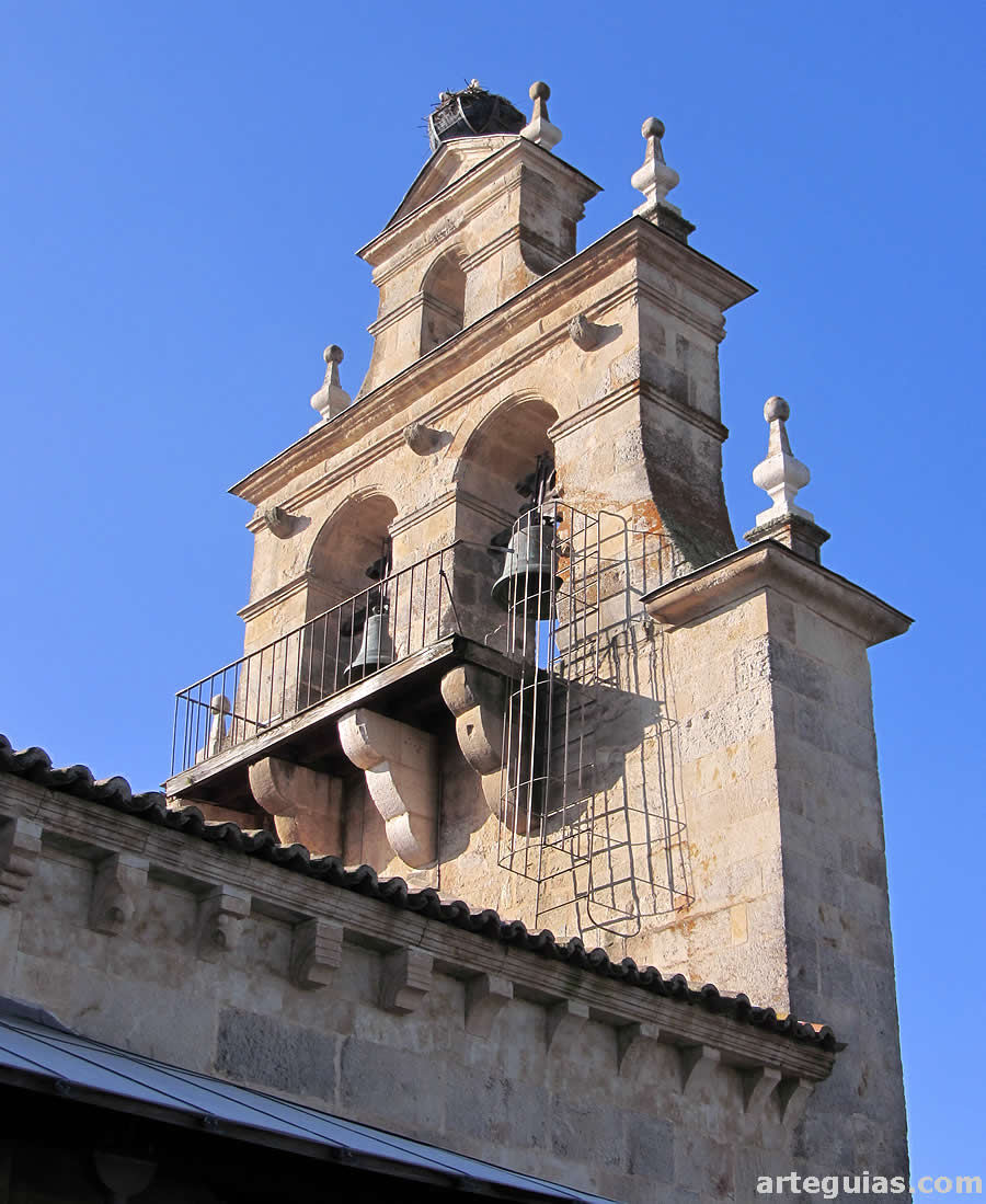 Espadaña del siglo XVIII