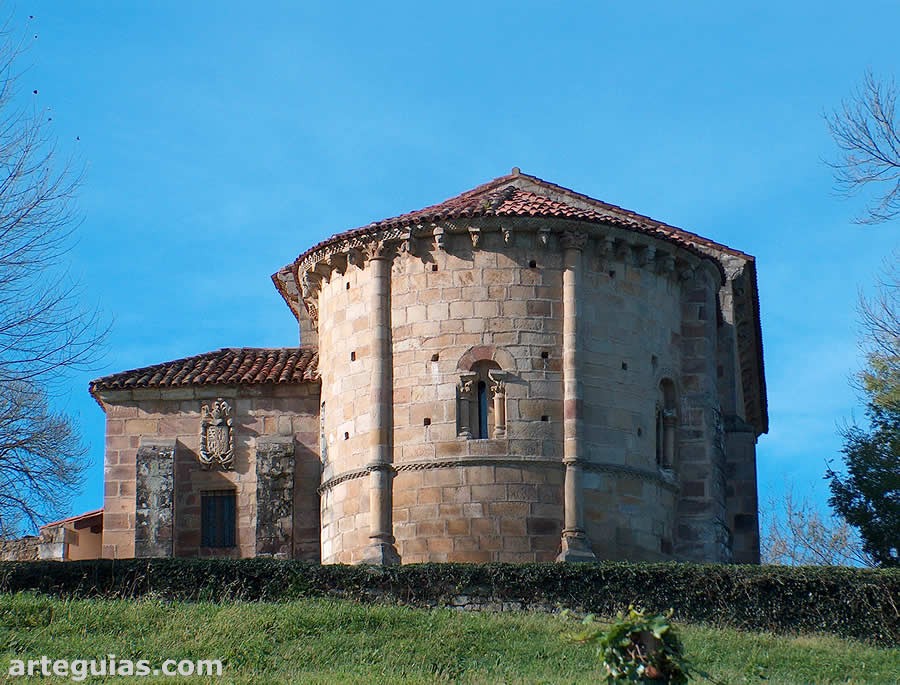 Guía de la iglesia de Argomilla de Cayón, Cantabria
