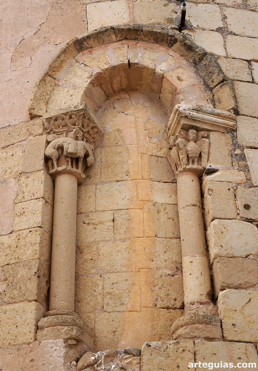 Ventanal del ábside