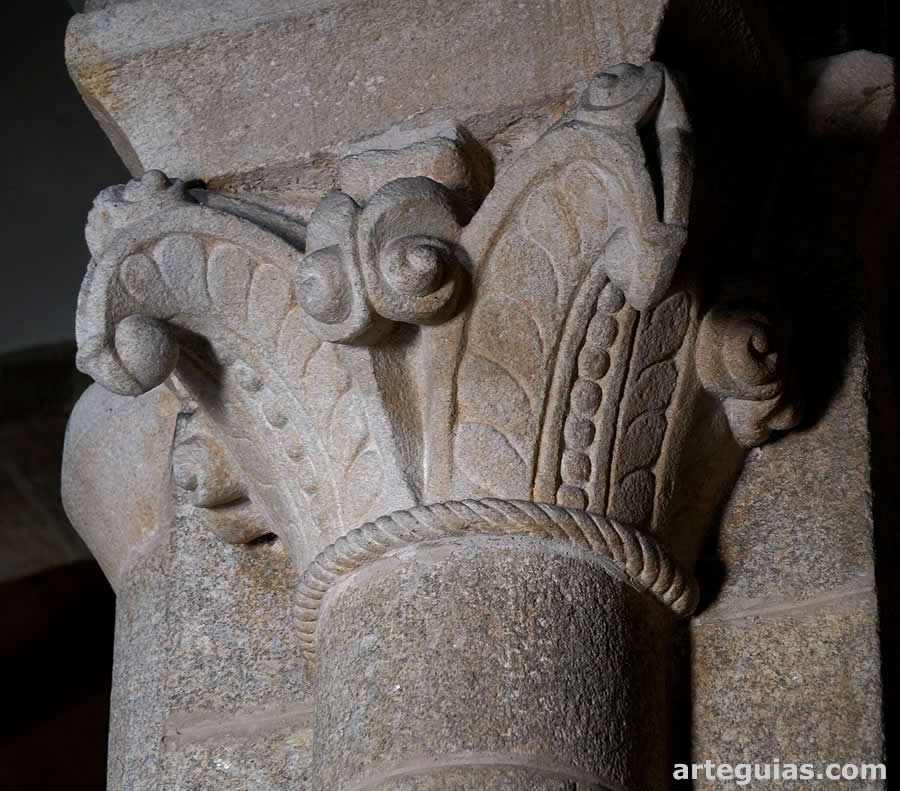 Capitel románico
