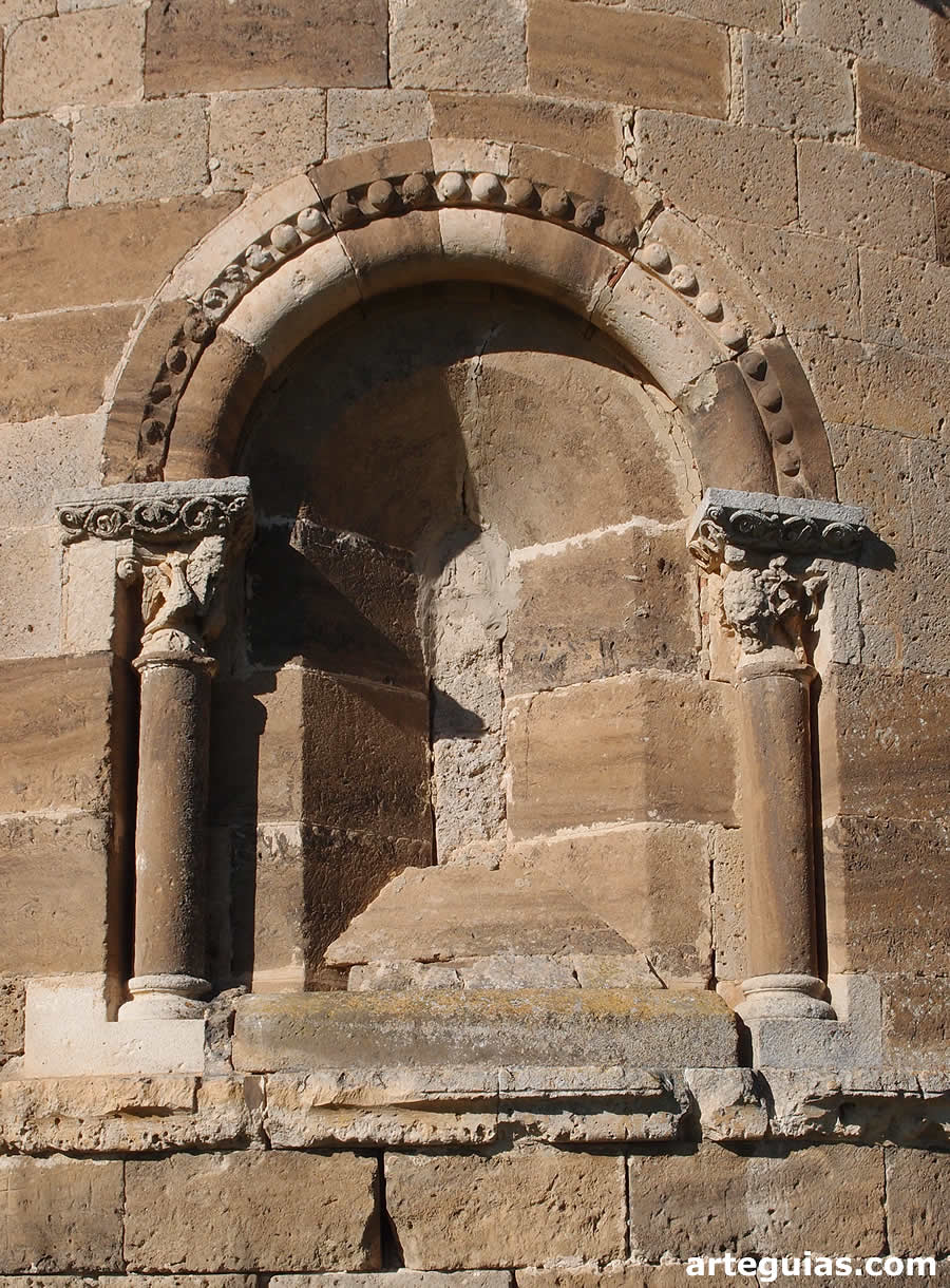 Ventanal del ábside