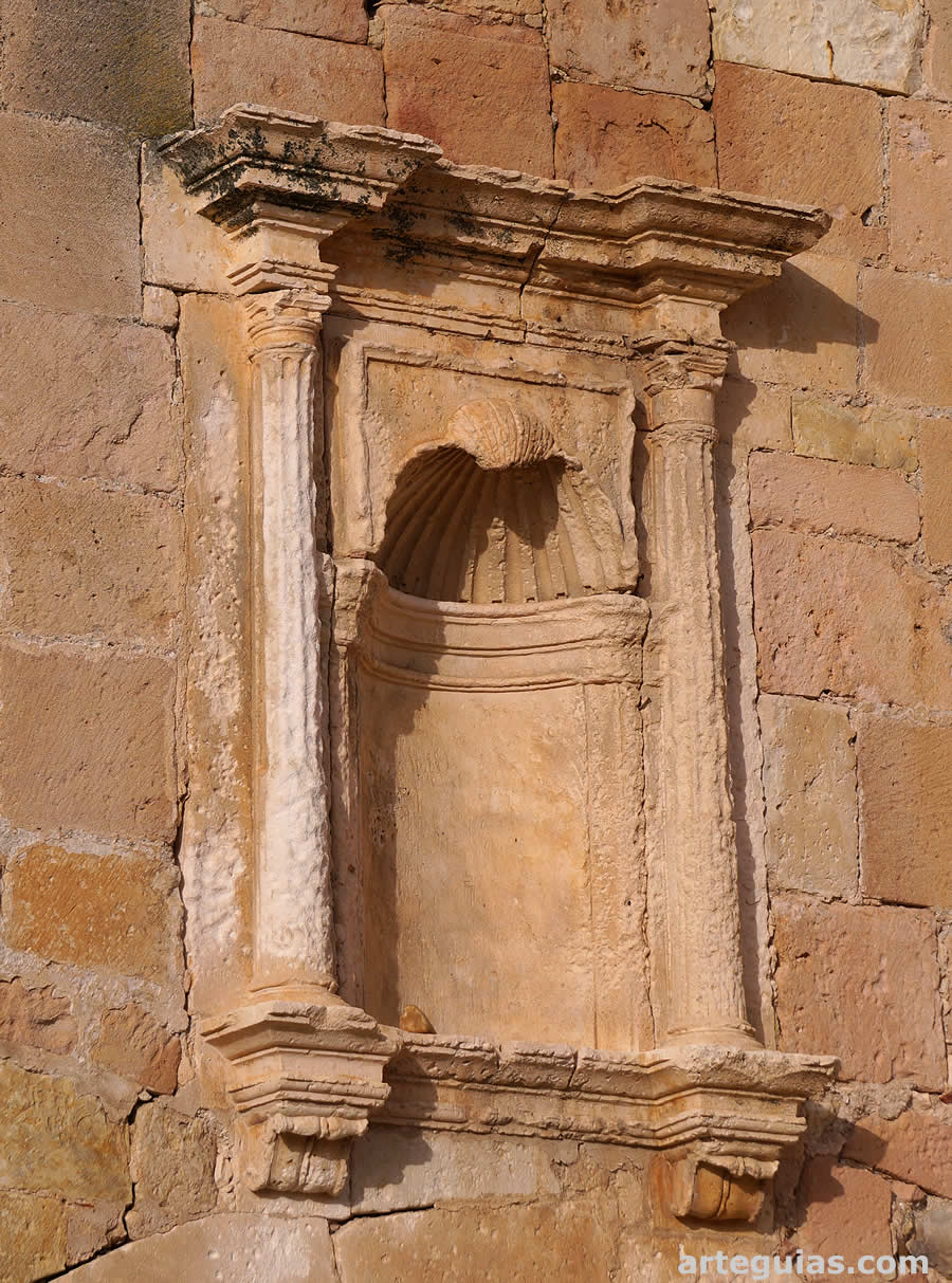 Hornacina del p&oacute;rtico
