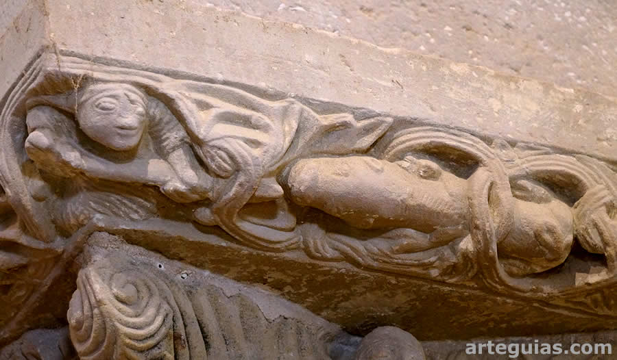 Cimacio con cacer&iacute;a de un jabal&iacute;