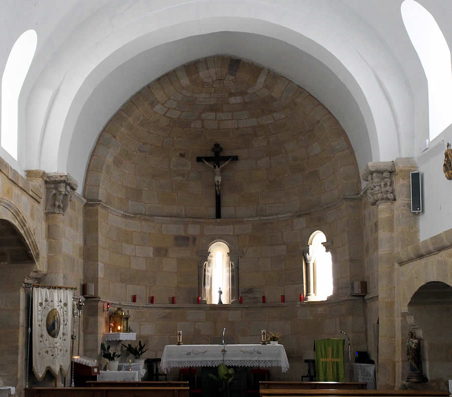 Interior de la cabecera de la iglesia de Cillamayor, Palencia