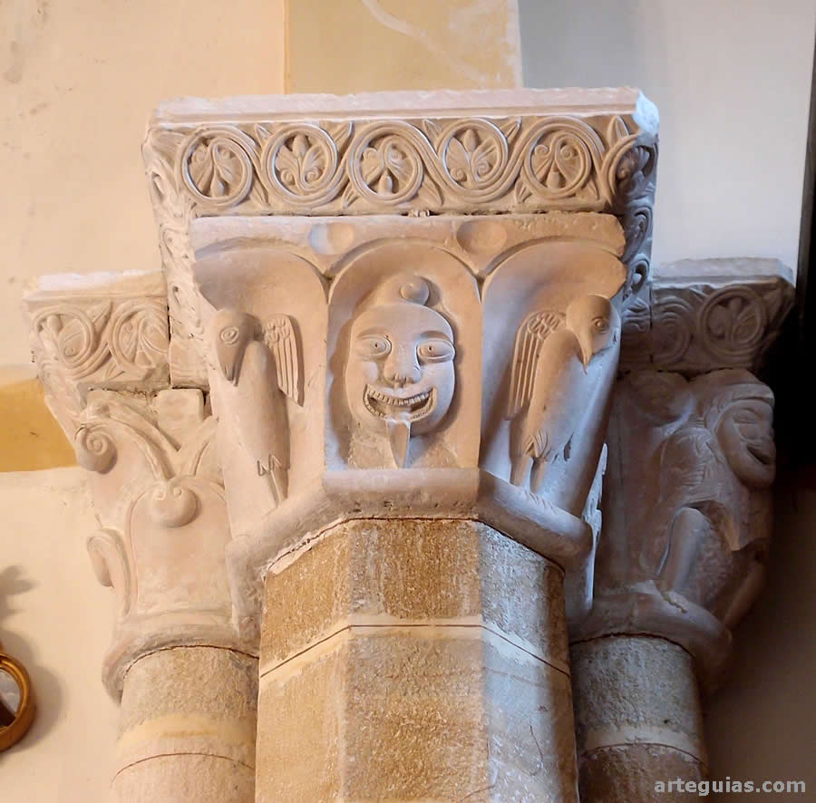 Columnas interiores románicas