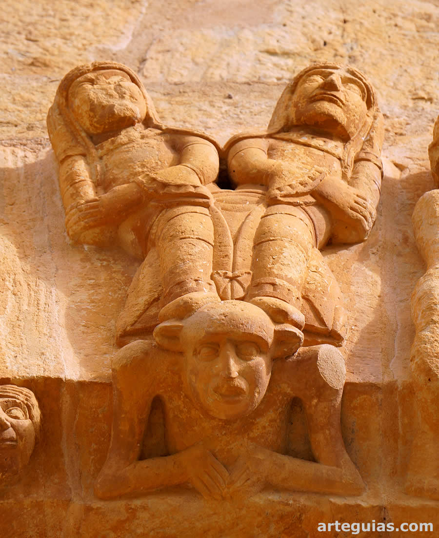 Relieve de la arquivolta externa