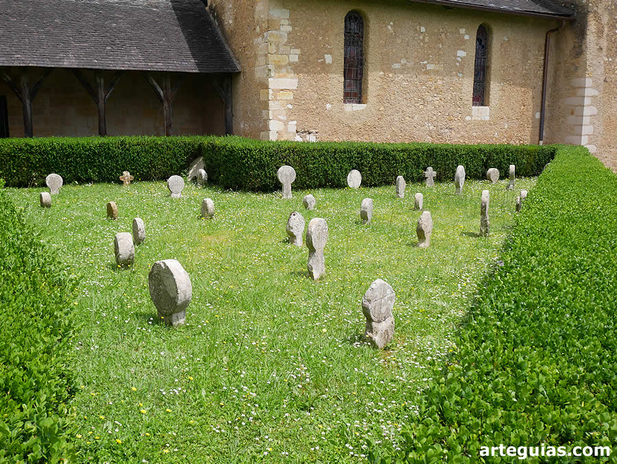 Conjunto de estelas del cementerio