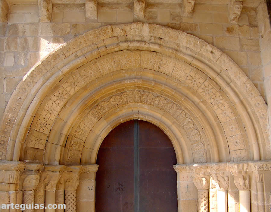 Iglesia de Ochánduri, La Rioja: puerta