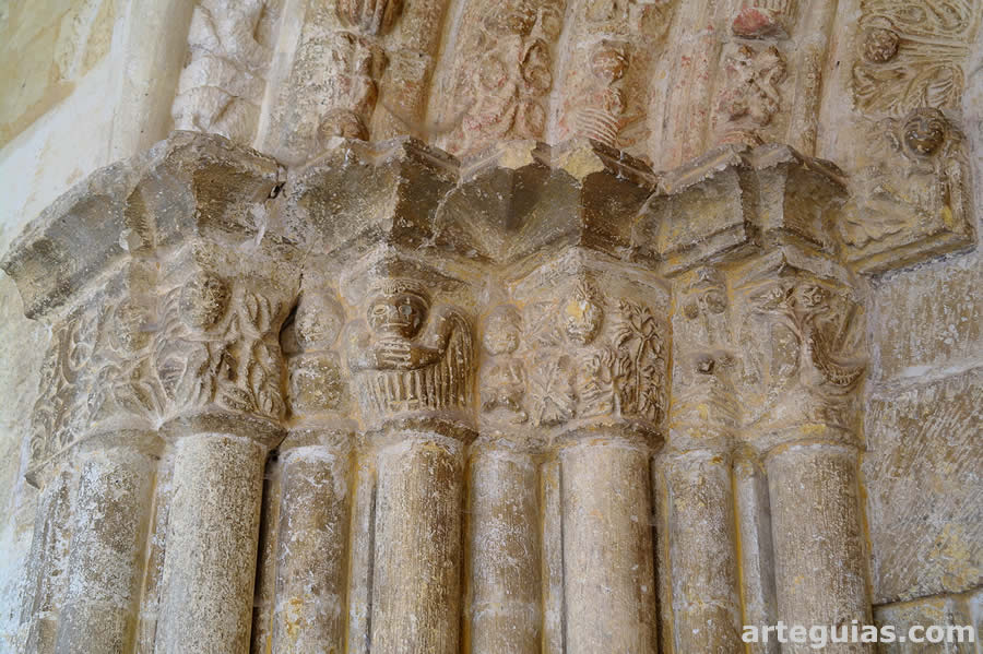 Juego de columnas de la puerta