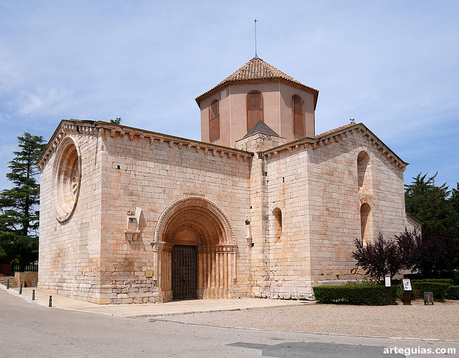 La iglesia desde el suroeste