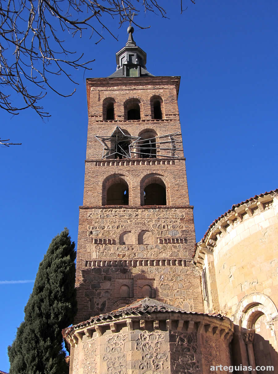Iglesia de San Andrés, Segovia: torre campanario