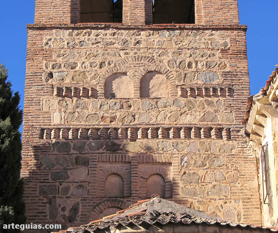 Cuerpo inferior de la torre
