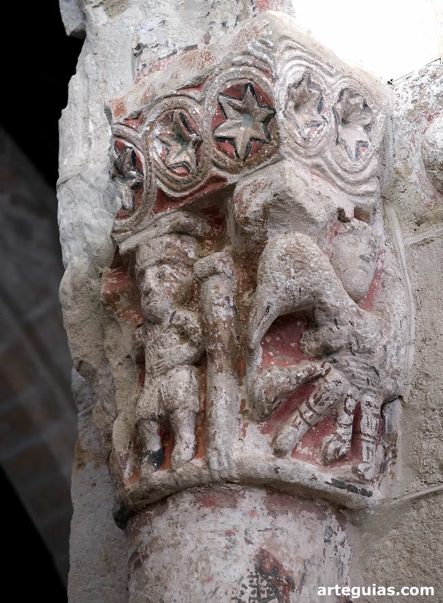 Capitel de rara iconografía