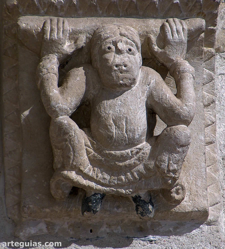 Ménsula de la cabecera