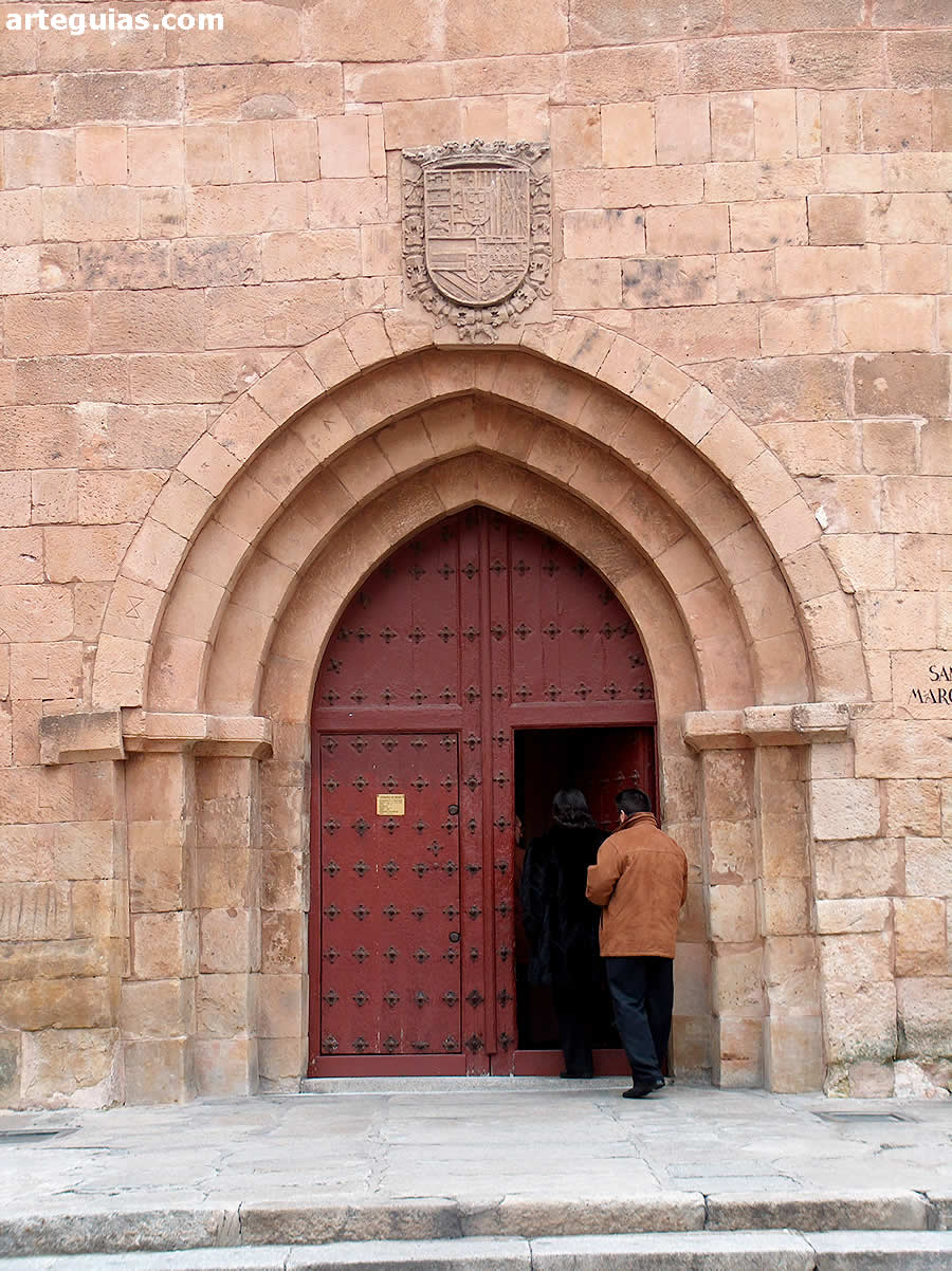 Puerta meridional