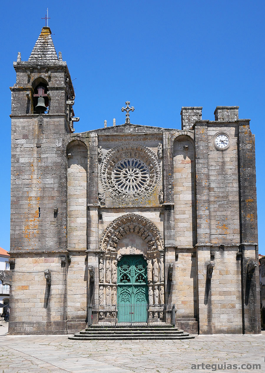 Guía de la iglesia de San Martín de Noia (San Martiño), A Coruña