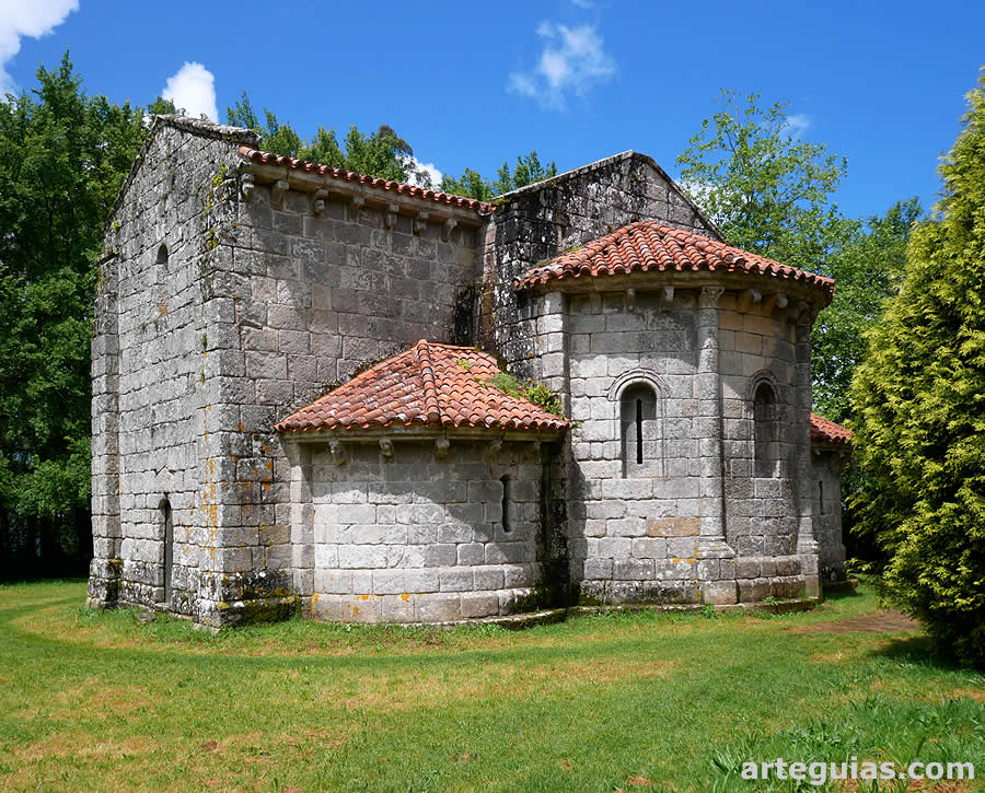 Iglesia de San Miguel de Breamo, A Coruña