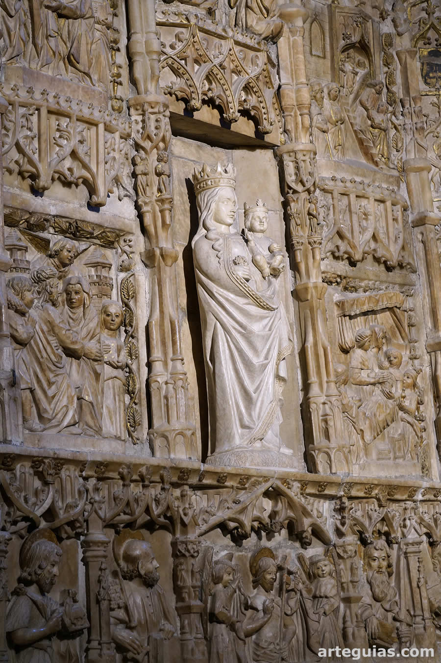 Retablo gótico en la Capilla Funeraria de Fernando de Coca