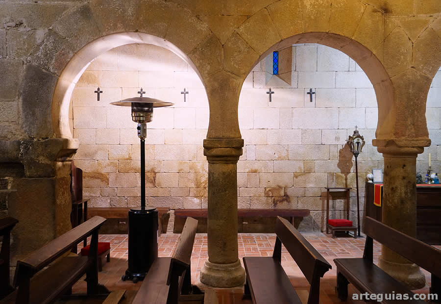 Arcos de herradura de la iglesia