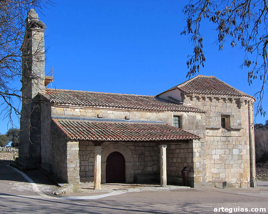 Iglesia de San Pelayo de Guare&ntilde;a, Salamanca. La nave es moderna del siglo XVI
