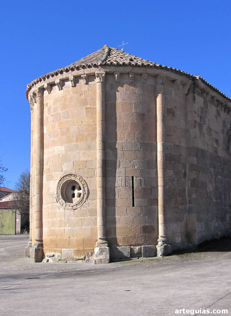 &Aacute;bside de la iglesia de San Pelayo de Guare&ntilde;a, Salamanca
