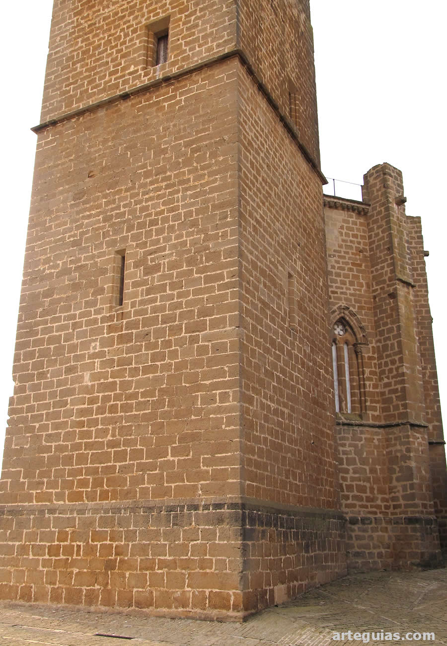 Cabecera y campanario