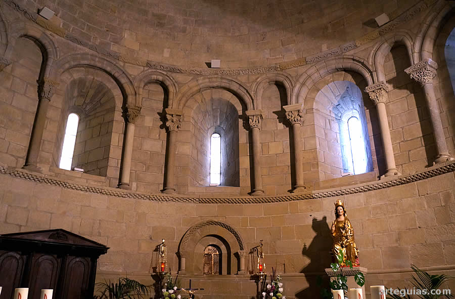 Interior del ábside