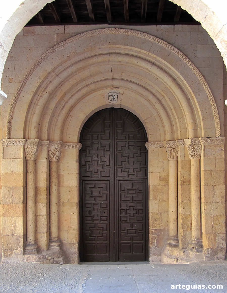 Puerta meridional