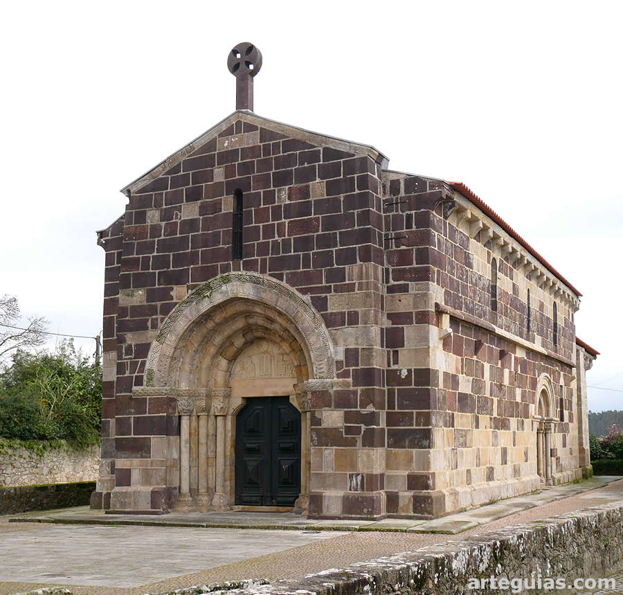 Iglesia de S&atilde;o Crist&oacute;v&atilde;o de Rio Mau, Portugal