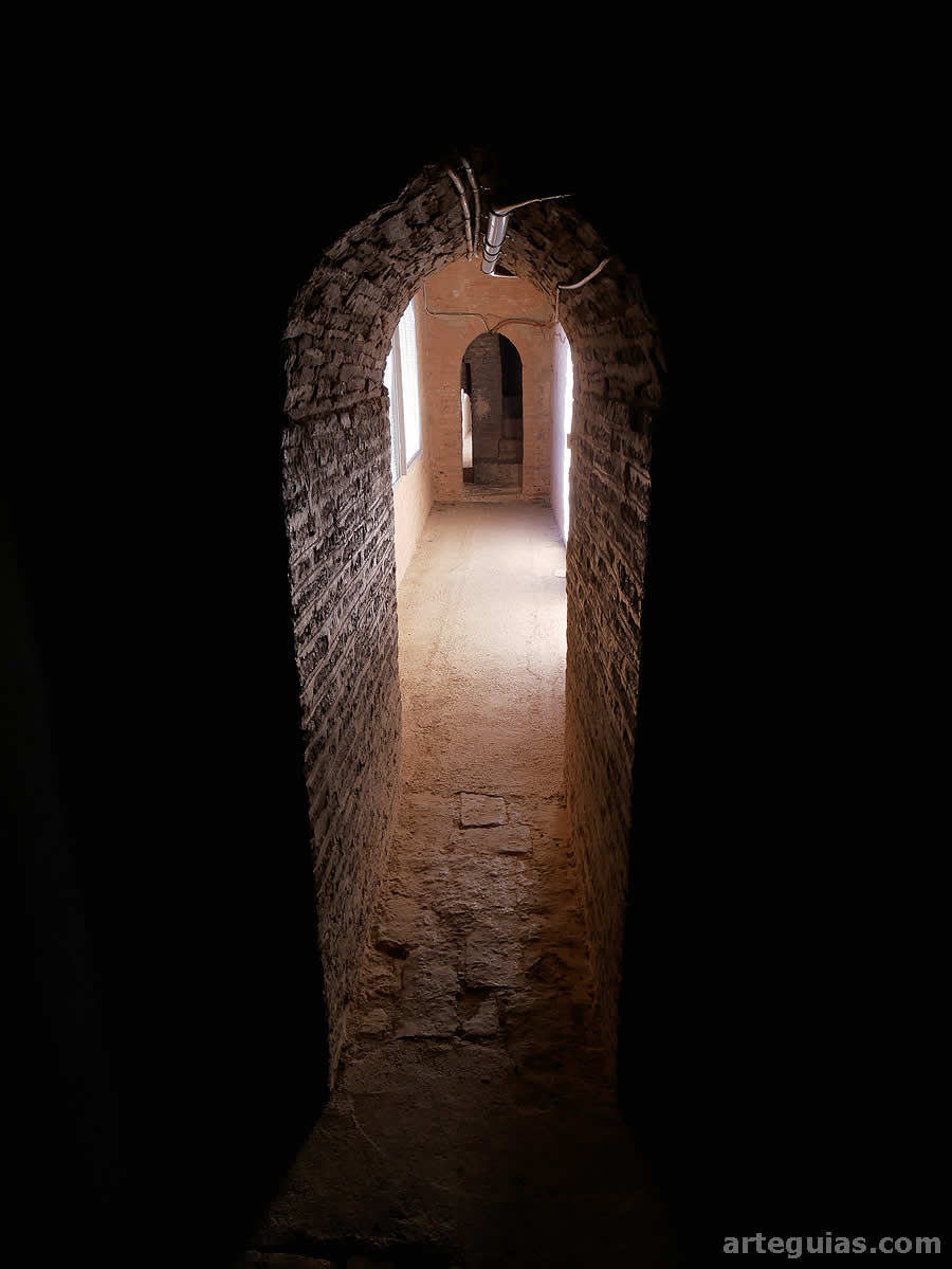 Iglesia de Tobed: paso de ronda