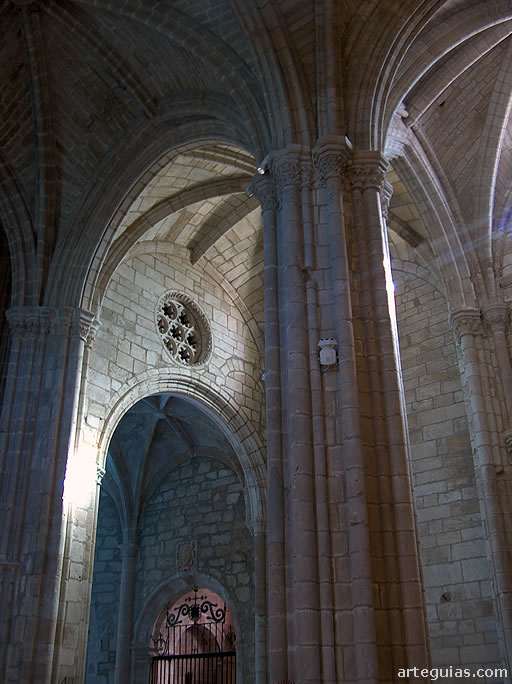 Interior de la Iglesia de Alcocer, Guadalajara