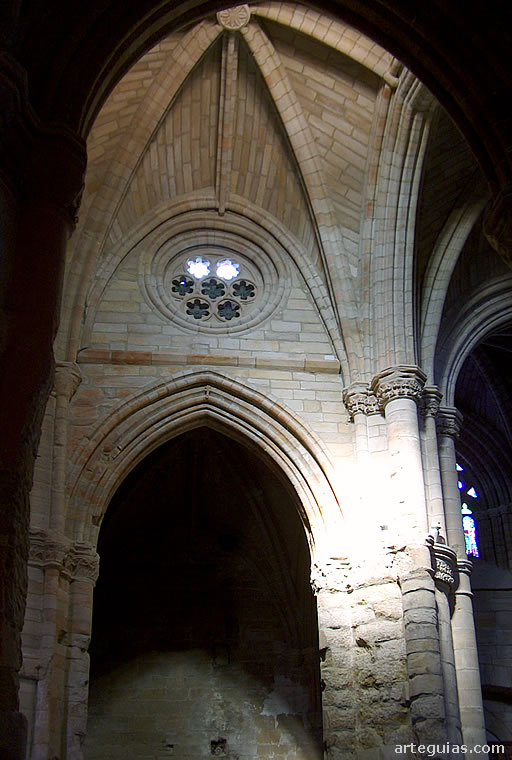 Arquerías interiores
