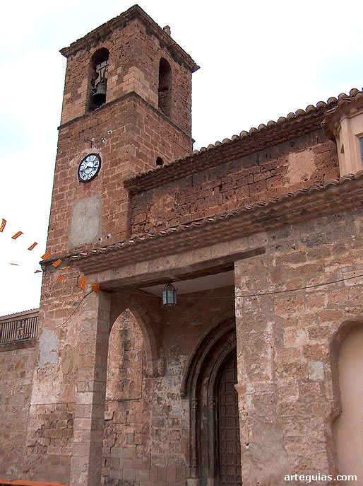 Exterior de la iglesia de Bordón, Teruel