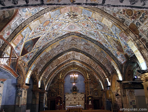 Interior de la iglesia de Bordón, Teruel