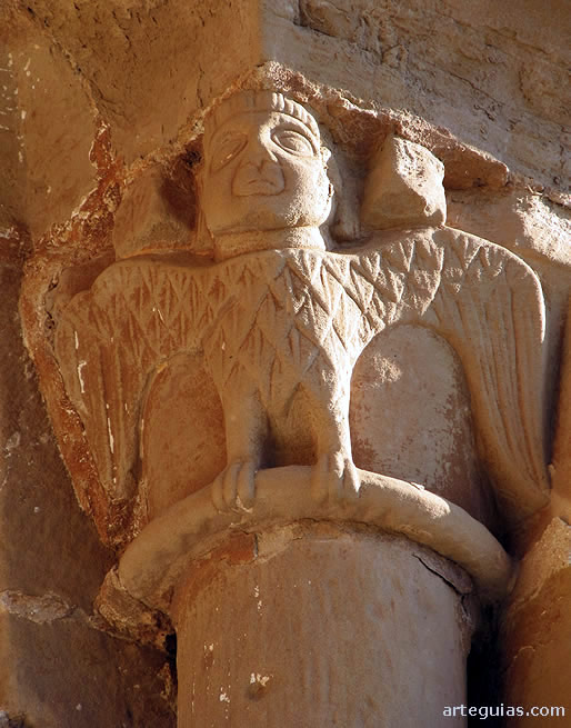 Capitel de iconograf&iacute;a zoomorfa