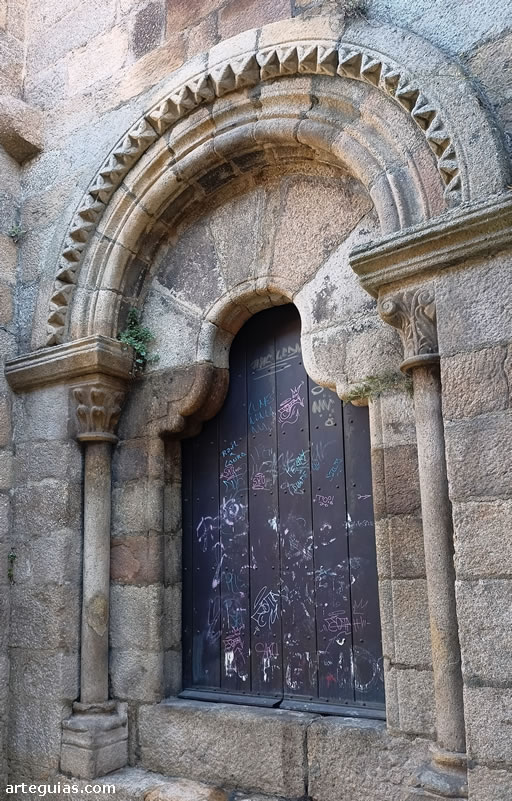 Puerta del muro septentrional