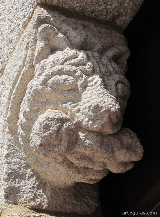 Mocheta de la puerta oeste