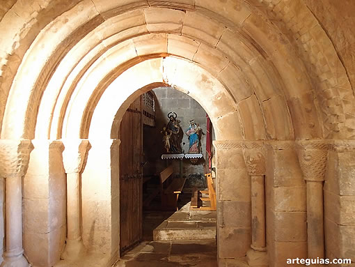 Iglesia de Valberzoso: puerta