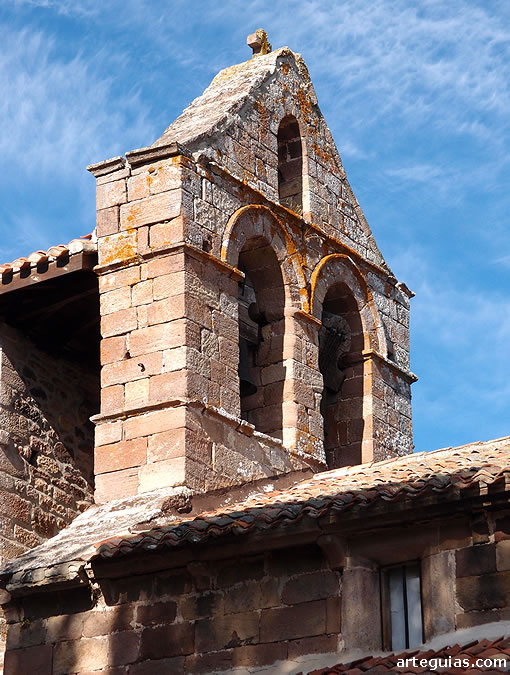 Espada&ntilde;a de la iglesia de Valberzoso