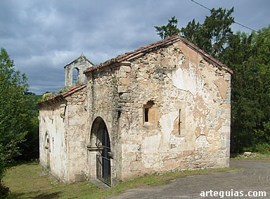 Iglesia de San Pedro en Mestas de Con, desde el sureste