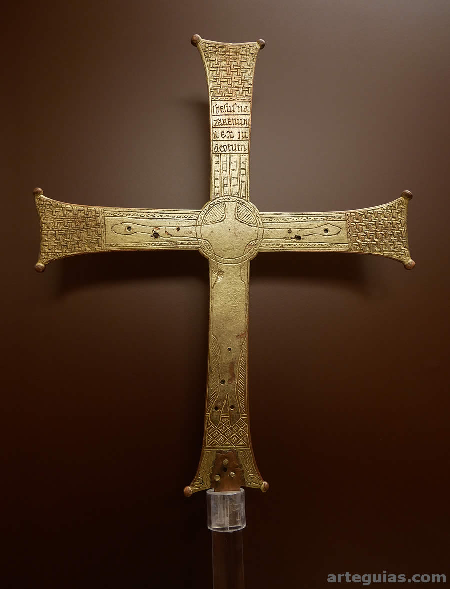 Cruz procesional rom&aacute;nica