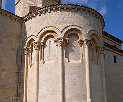 Iglesia de Santa María de Sant Martí de Sarroca