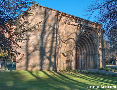 Esta iglesia se reconstruy&oacute; en el Parque paletino de Huerta de Guadi&aacute;n