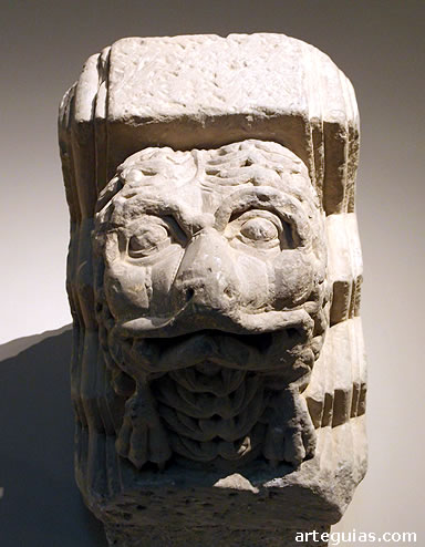 Canecillo rom&aacute;nico del Maestro Esteban